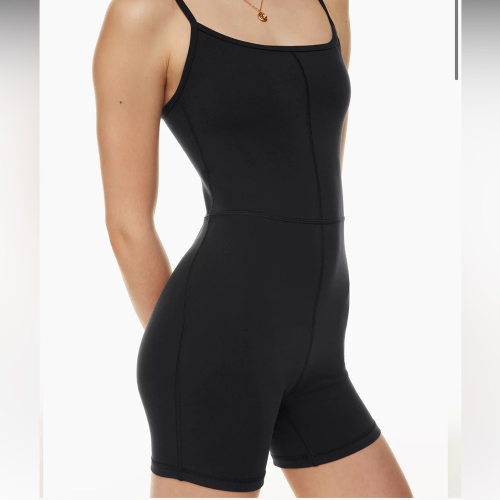 NWOT Divinity 5" Romper
